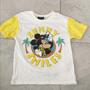 Disney White & Yellow Mickey 'Sunny Smiles' Short Sleeve Tee